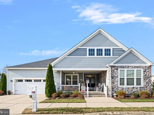 300 Nobles Pond Xing, Dover, DE 19904
