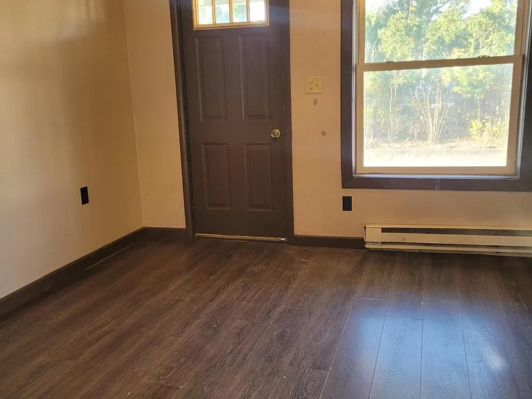1148 Fort Augusta Ave — Photo 6