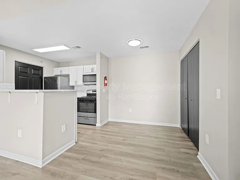9010 Charlotte Ct — Photo 11
