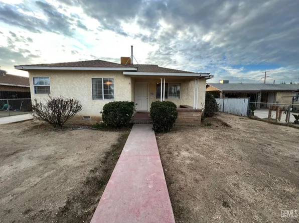 1731 Lexington St, Delano, CA 93215