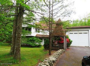 32 Mountain View Dr, Jim Thorpe, PA 18229