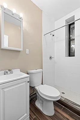 Rented by Compass | media 36