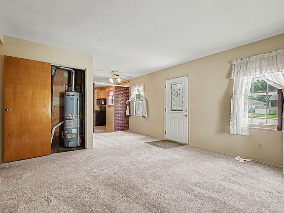 3rd image of 432 Washington Park Blvd