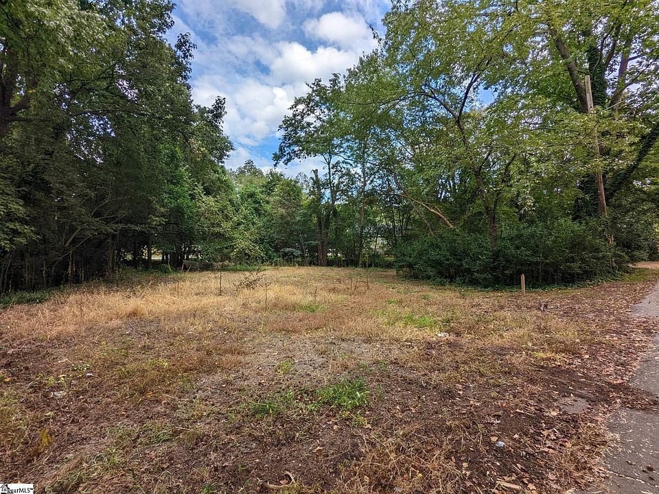 1st image of 14 Bagwell Cir