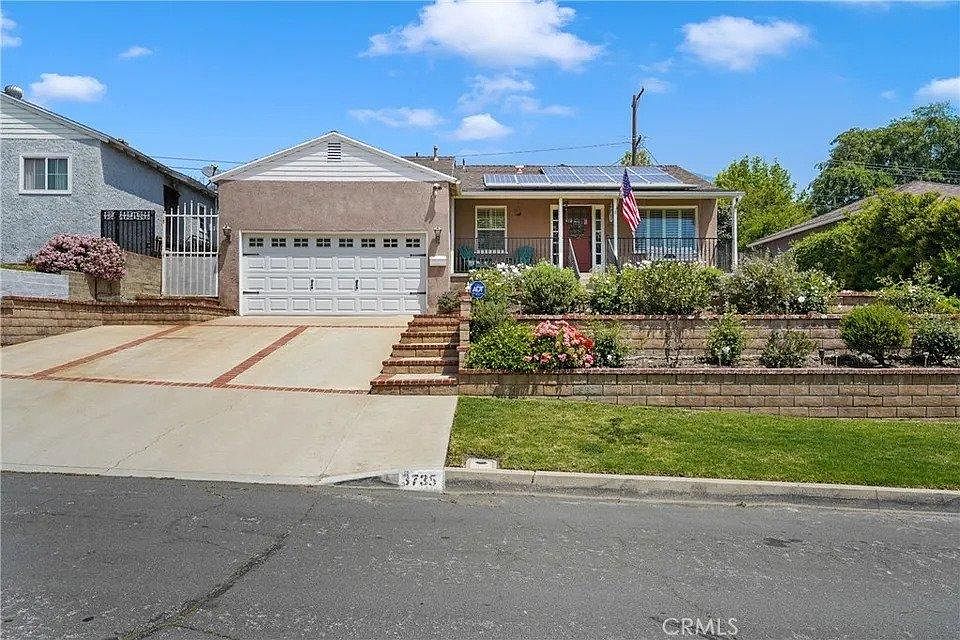 1st image of 3735 Fairesta St