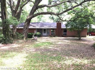 4200 Dickson Ln, Mobile, AL 36618