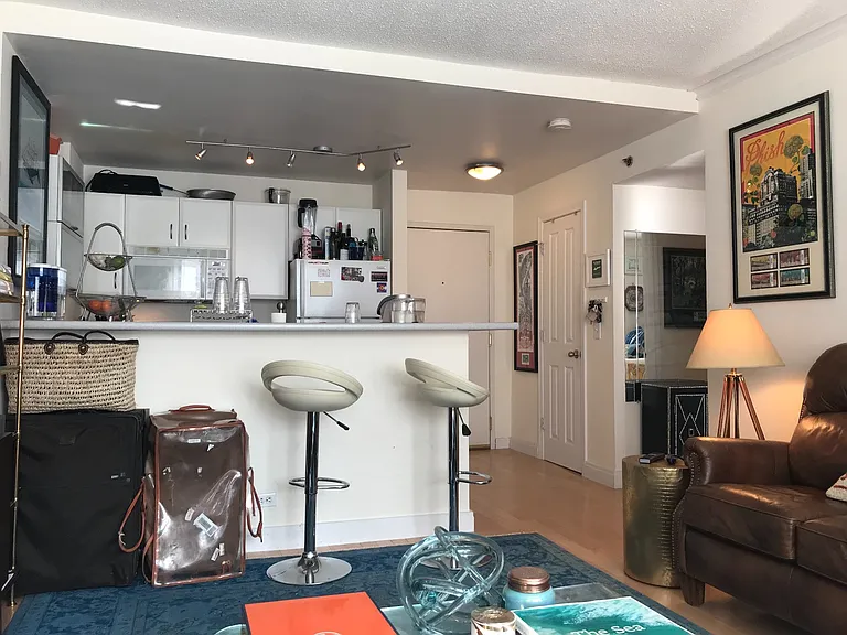 534 Beacon St #202 — Photo 6