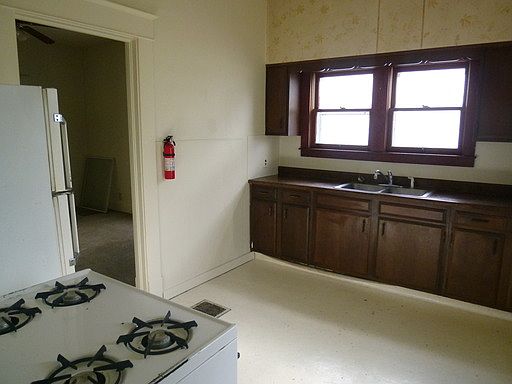 1st image of 1425 S 11th St
