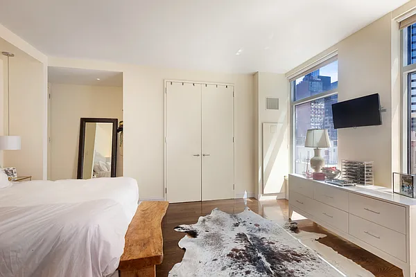 Rented by Corcoran | media 3