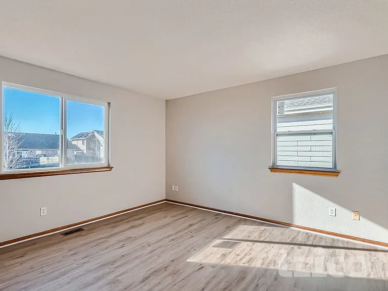 446 W 116th Pl — Photo 8