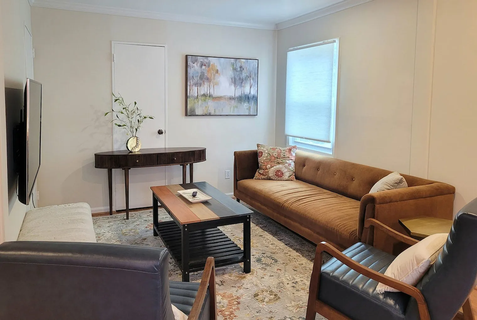 3 bed, 1.5 bath, $4,858 — Photo 4