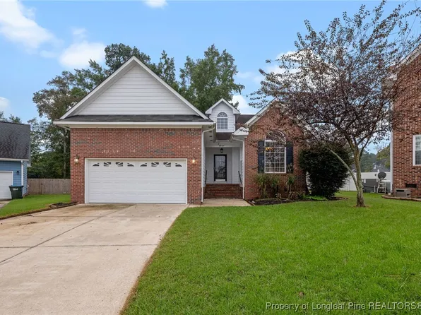 3827 Little John Ct, Fayetteville, NC 28306