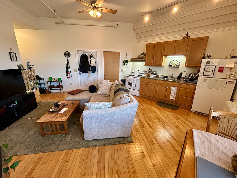 156 Main St #204 — Photo 11