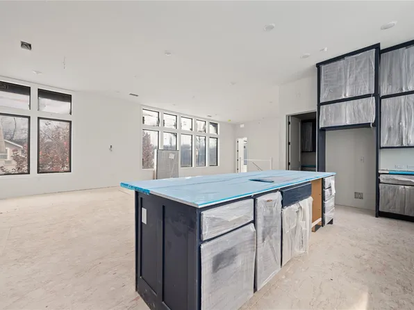 1408 W 9th St #802, Austin, TX 78703
