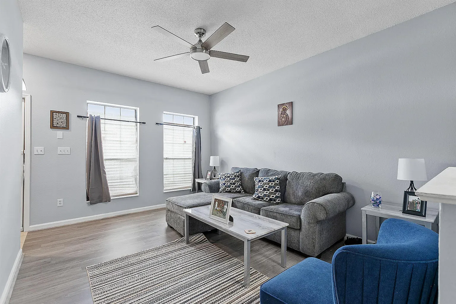 3 bed, 1216 sqft, $1,500 — Photo 2