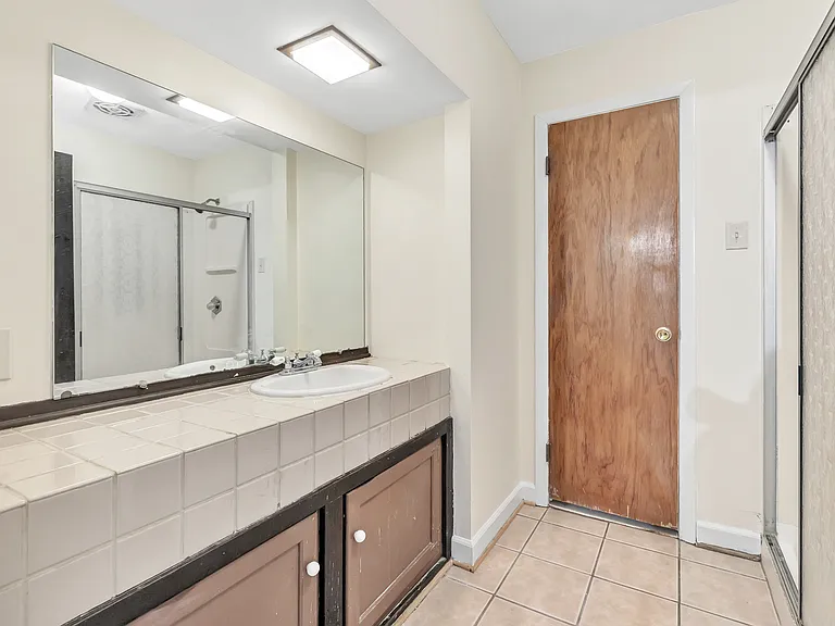 21 Old Redding Rd — Photo 28