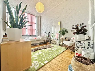 Rented by Doorway NYC, LLC