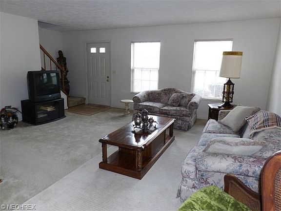 4th image of 14901 Royal Ridge Ln #1