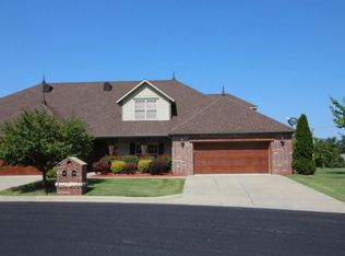 109 Grande Summit Pt, Branson, MO 65616