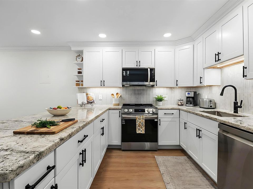 1st image of 123 Seville Way #123