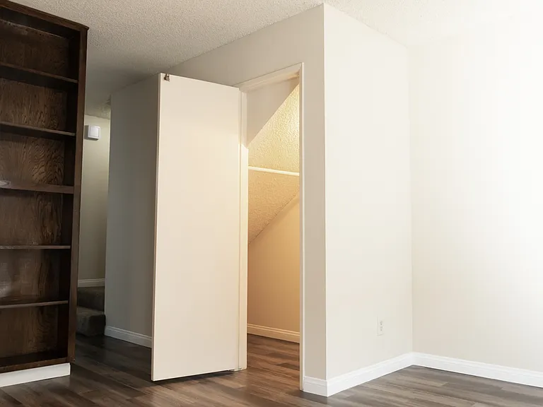 Magnolia Apartments — Photo 9