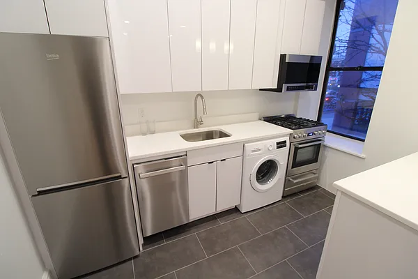 Rented by Blip LLC | media 13