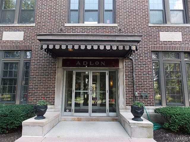 1st image of 3438 Russell Blvd APT 101