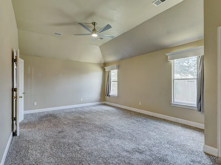 2104 Del Simmons Dr — Photo 40
