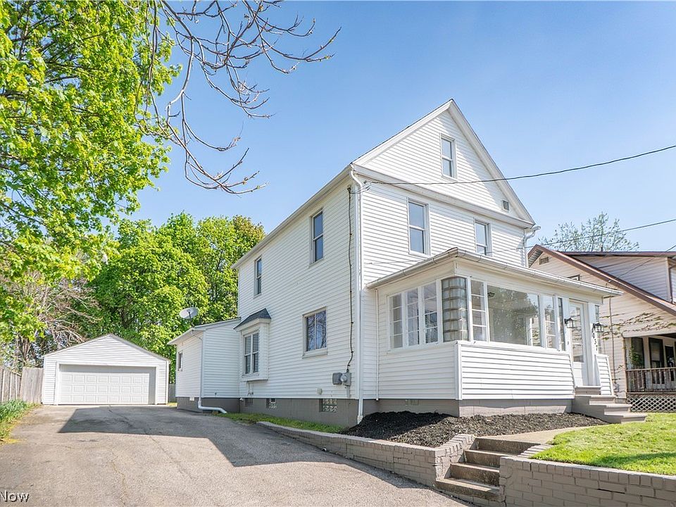 1st image of 1037 Harpster Ave