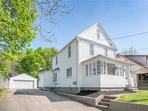 1037 Harpster Ave, Akron, OH 44314