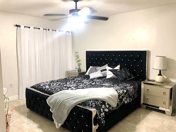 2nd image of 1950 W 54th St APT 316