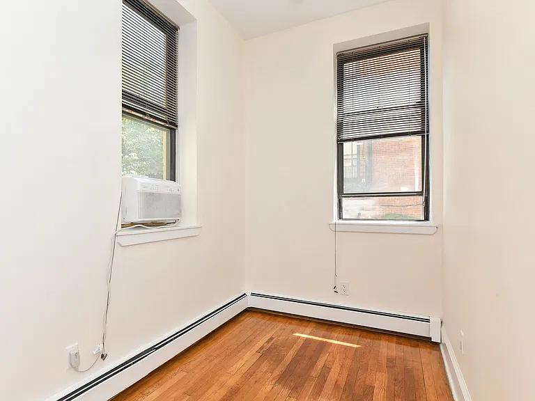 1115 Willow Ave #108 — Photo 14