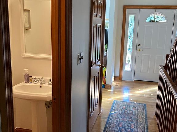 4th image of 1603 Grandview Ave #1603