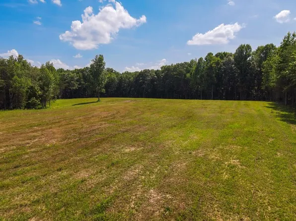 15826 Dodson Branch Rd, Cookeville, TN 38501