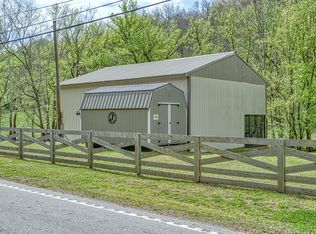 1660 Wolf Creek Rd, Silver Pt, TN 38582