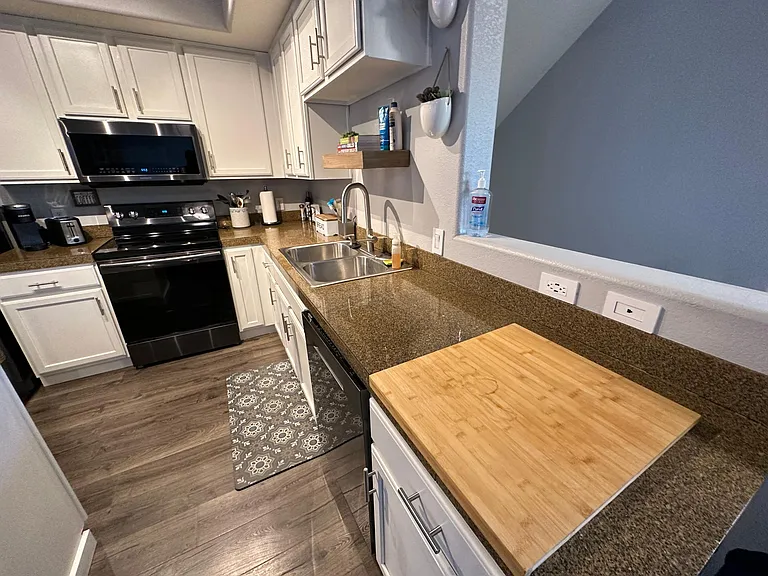 16825 N 14th St #87 — Photo 15
