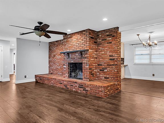 5th image of 1114 N Meadow Dr