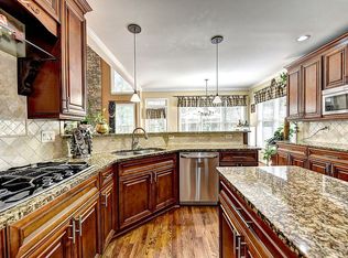 1260 Timberline Pl, Alpharetta, GA 30005