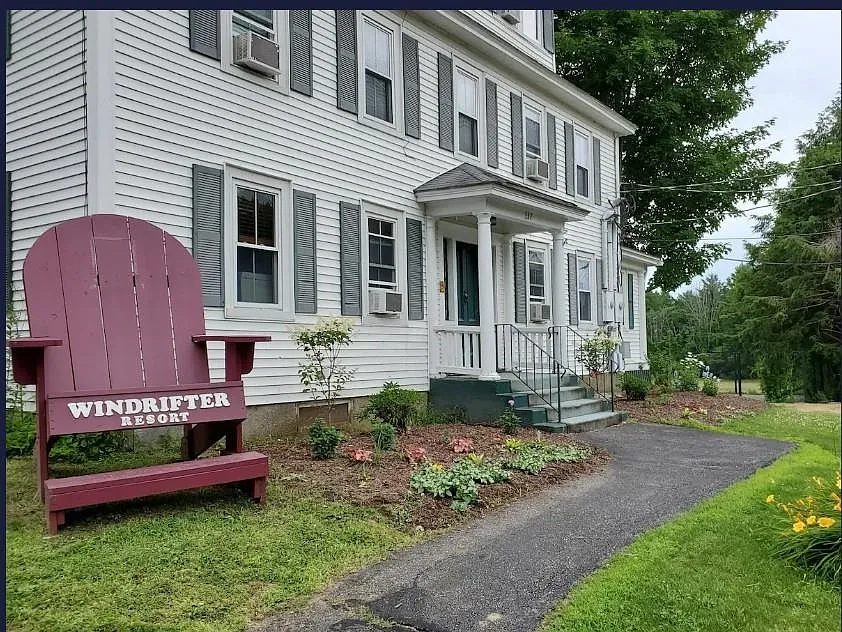 Windrifter Resort — Photo 2