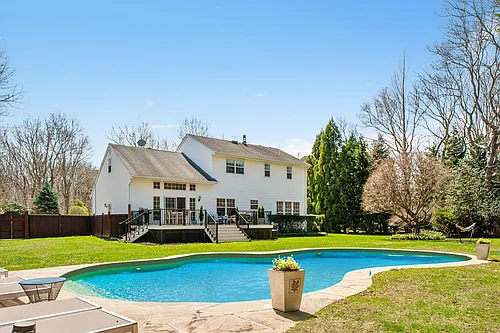 39 Hollow Ln Photo 1