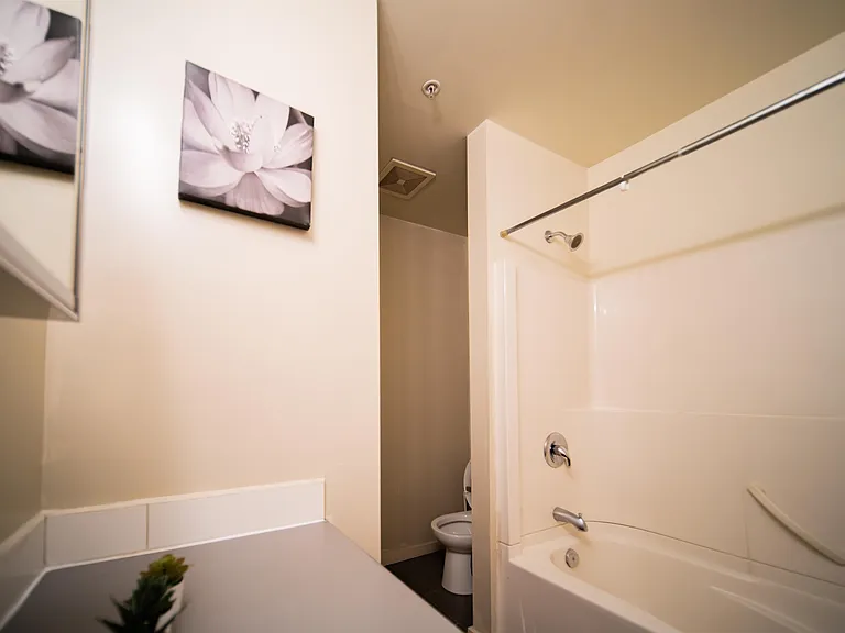 440 Richards St #203 — Photo 3
