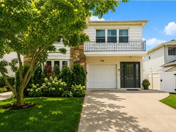 750 Klondike Ave, Staten Island, NY 10314
