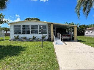 2804 Waxwing Ln, Englewood, FL 34224