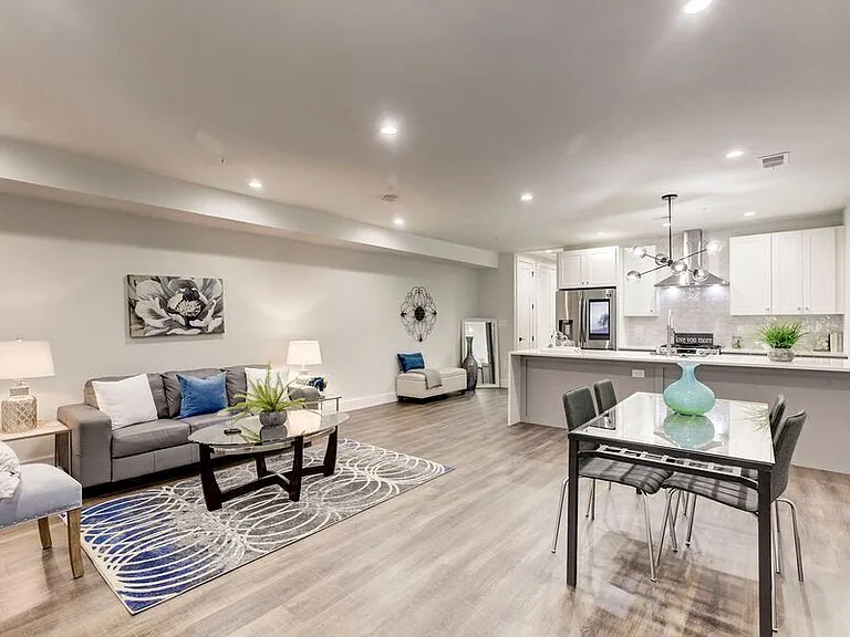 1331 Taylor St NW #1 — Photo 3