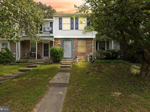 8088 Wolsey Ct, Pasadena, MD 21122