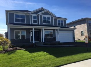 3499 Gallant Fox Dr, Elgin, IL 60124