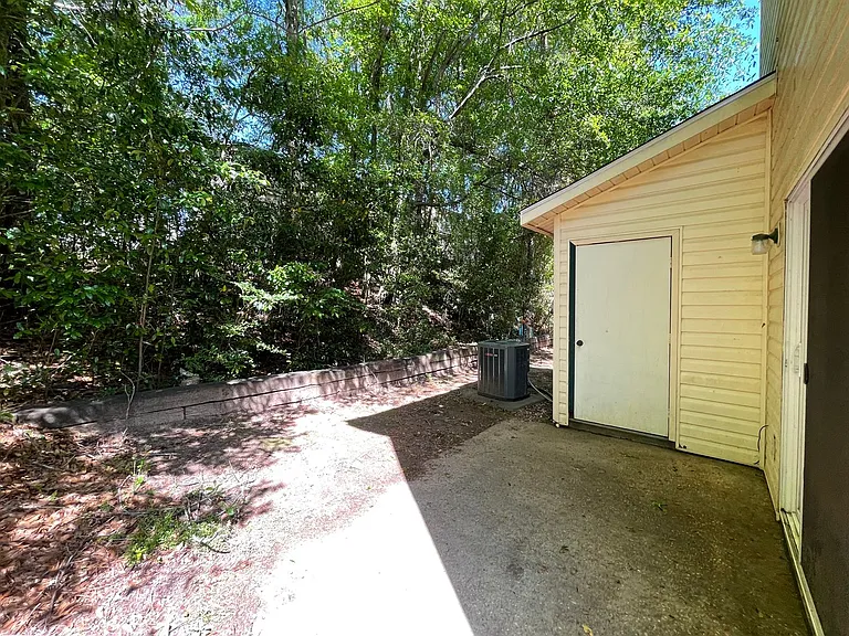 220 Candlebrook Dr — Photo 19
