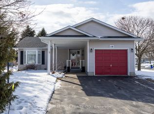 118 Bluffs Rd, Clarington, ON L1B1A8