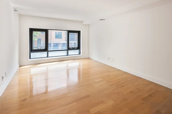 Rented by MNS | media 7