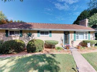 128 Cashdollar Rd, Mars, PA 16046